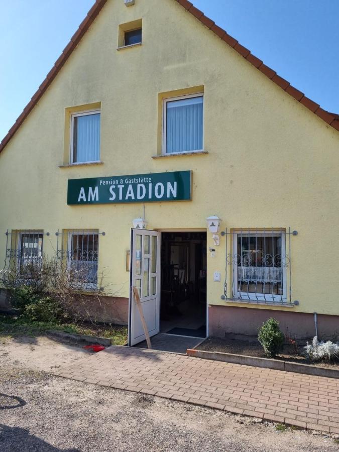 Hotel Pension Am Stadion Koelleda Zewnętrze zdjęcie